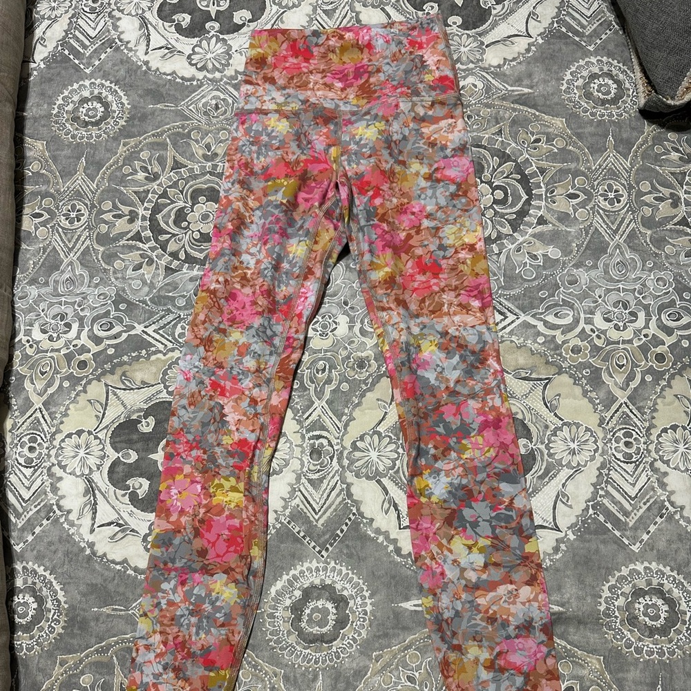 Lululemon Align HR leggings 28” Size 2. Like new - 50